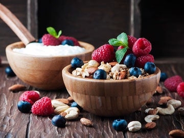 https://www.luskinconferencecenter.ucla.edu/wp-content/uploads/2017/10/BedBreakfast_Granola_Subpage_360x270.jpg